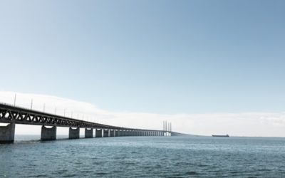 Мост преку вода