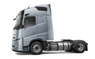 Надворешен приказ на Volvo Fh Aero на гасен погон, прикажан отстрана