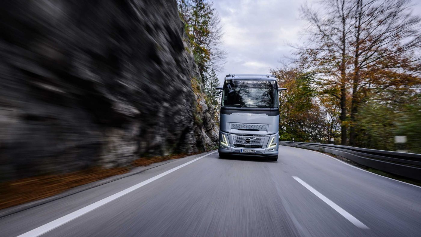 Volvo FH Aero with I-Save sets new fuel efficiency standards in