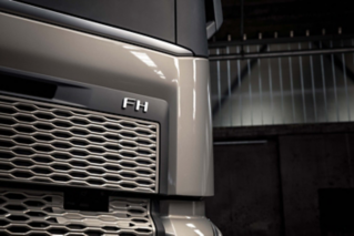 The Volvo FH comes in four exterior trims.
