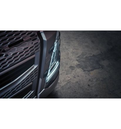 Upplyst Volvo järnmärke+ribborna. Volvo FH ver 5 – Stonehill Parts AB