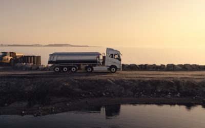Volvo FH standing by the ocean in the sunset