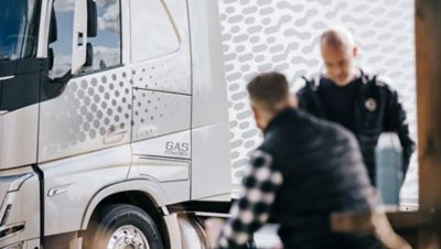 The Volvo FH LNG makes your transports more sustainable.