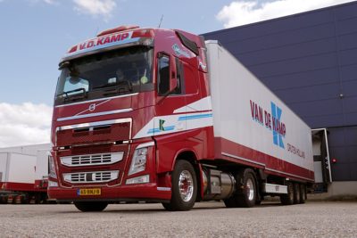 Volvo FH LNG van Van de Kamp Transport