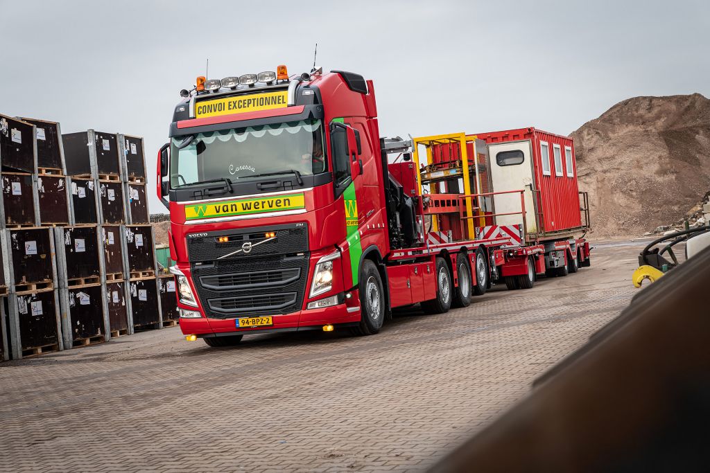 Eerste Volvo FH-trucks voor Van Werven