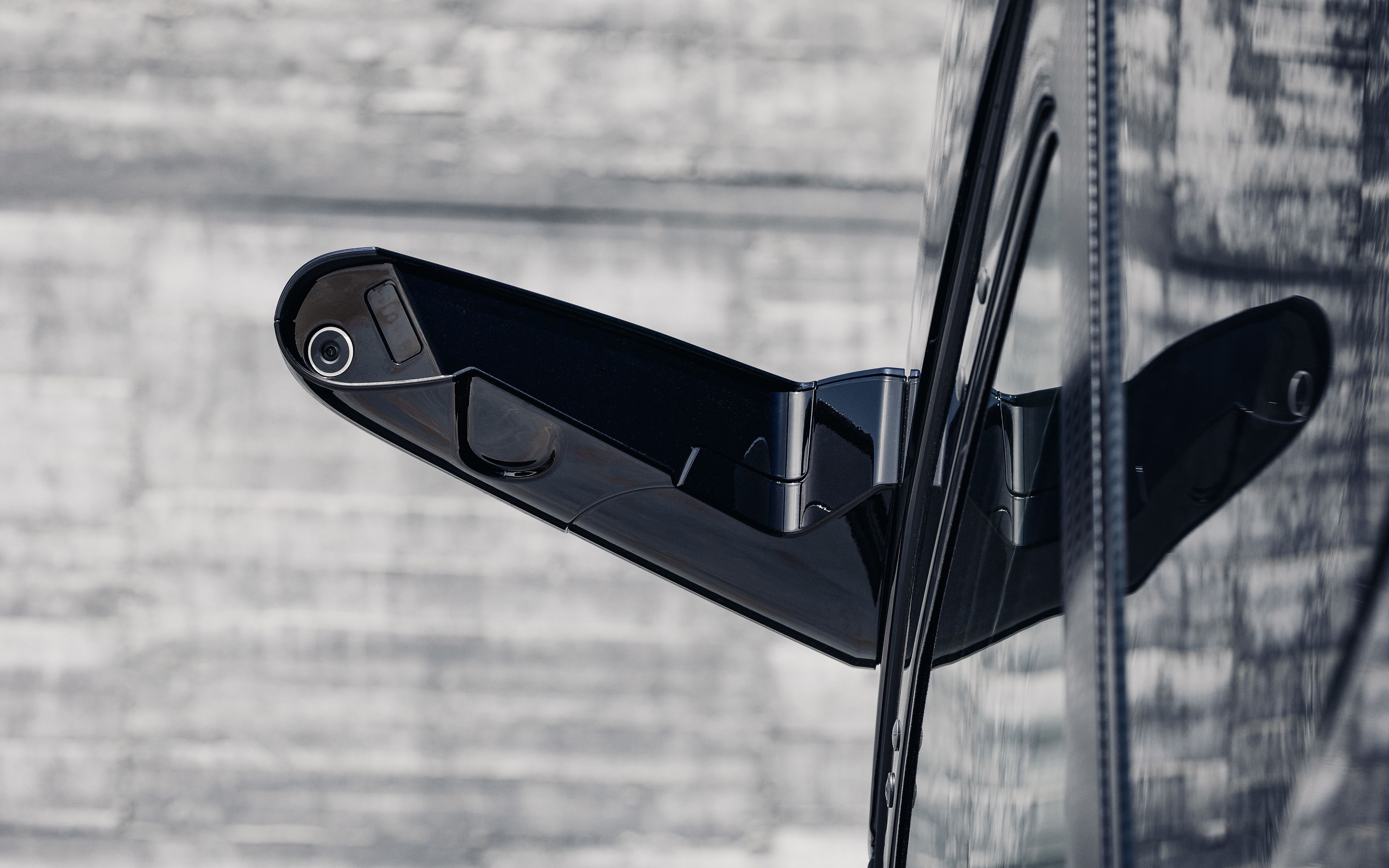 Waarom cameraspiegels vandaag de dag een slimme investering zijn dan traditionele zijspiegels op vrachtwagens