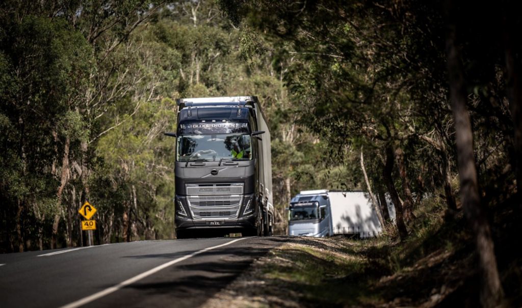 One million connected Volvo trucks on the road