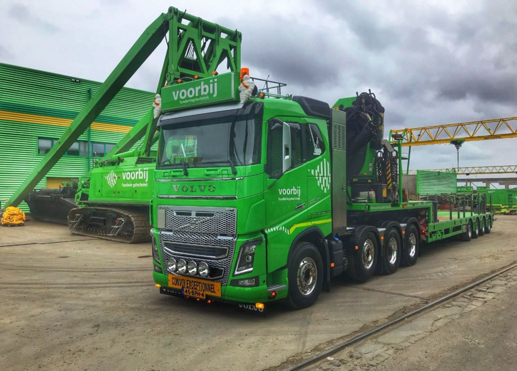 Voorbij Funderingstechniek verwelkomt Volvo FH16 