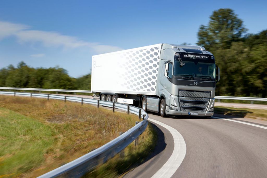 Volvo Trucks erhöht die Schaltgeschwindigkeit des I-Shift-Getriebes um bis zu 30%