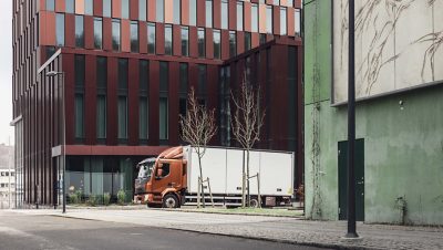 Podvozok Volvo FL je ľahké nákladné vozidlo s vysokým užitočným zaťažením.