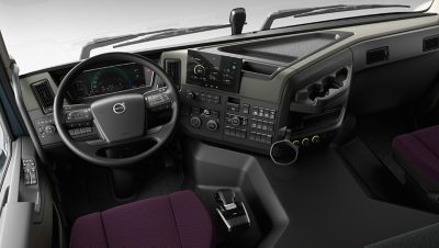 A Volvo FM belső tere Progressive felszereltséggel.
