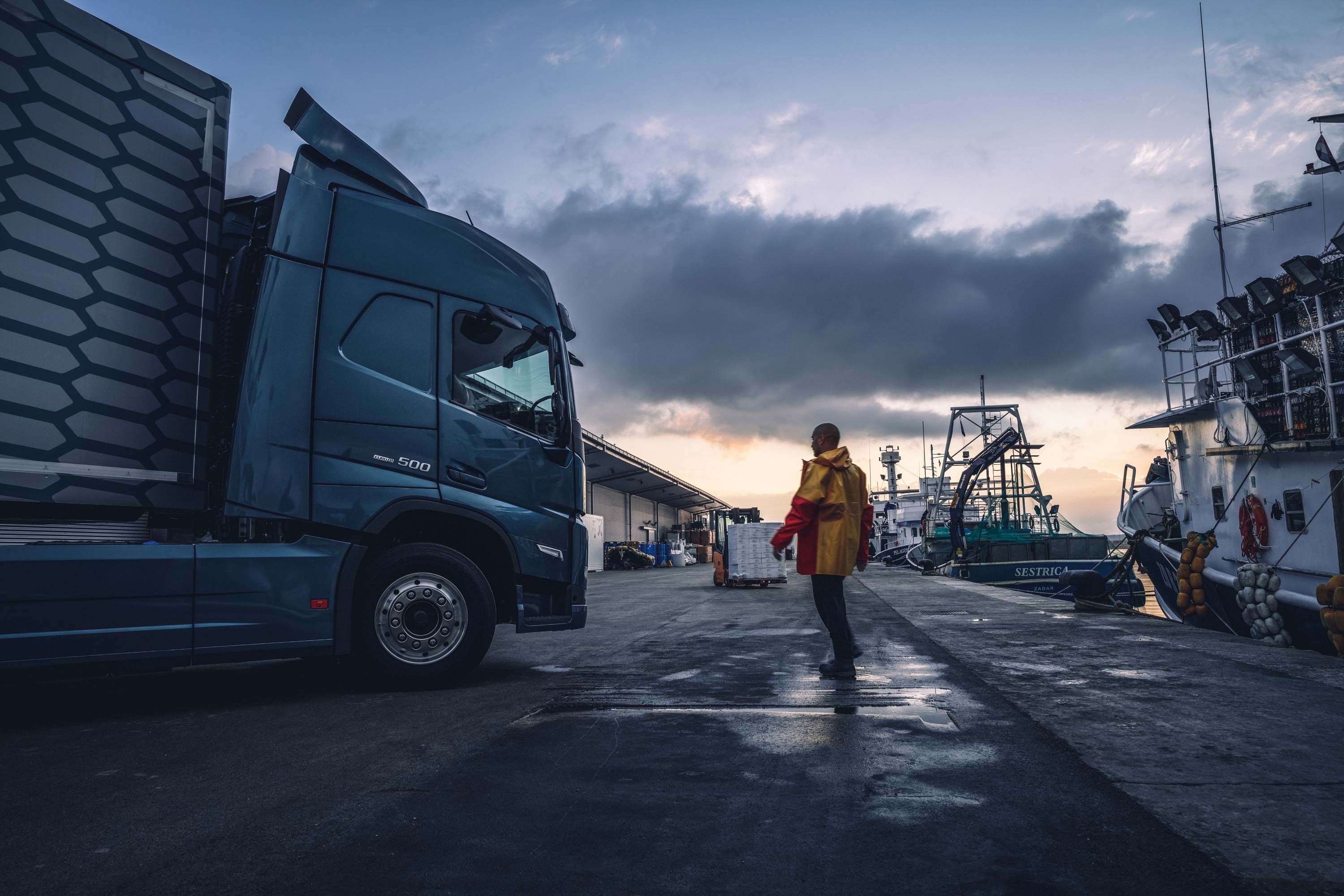The Volvo FM sets a new standard for cabs