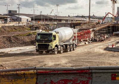 Obtenga su Volvo FMX con hasta cinco ejes directamente de fábrica.