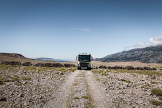 The Volvo FMX handles poor road conditions.