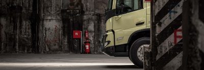 Tailor the powertrain for your Volvo FMX and your operation.