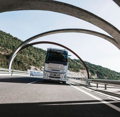 Volvo FH Aero gas powered