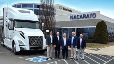 Volvo Trucks North America announced that its independent authorized dealer Vanguard Truck Centers acquired Nacarato Truck Centers to become one of Volvo Trucks’ largest dealer groups in North America. Pictured (L-R) Will Blue, chief financial officer, Vanguard Truck Centers; Lloyd Baldridge, chief financial officer, Nacarato Truck Centers; Mike Nacarato, chief executive officer, Nacarato Truck Centers; Tom Ewing, president and chief executive officer, Vanguard Truck Centers; and Pat Daily, chief operating officer, Nacarato Truck Centers. 