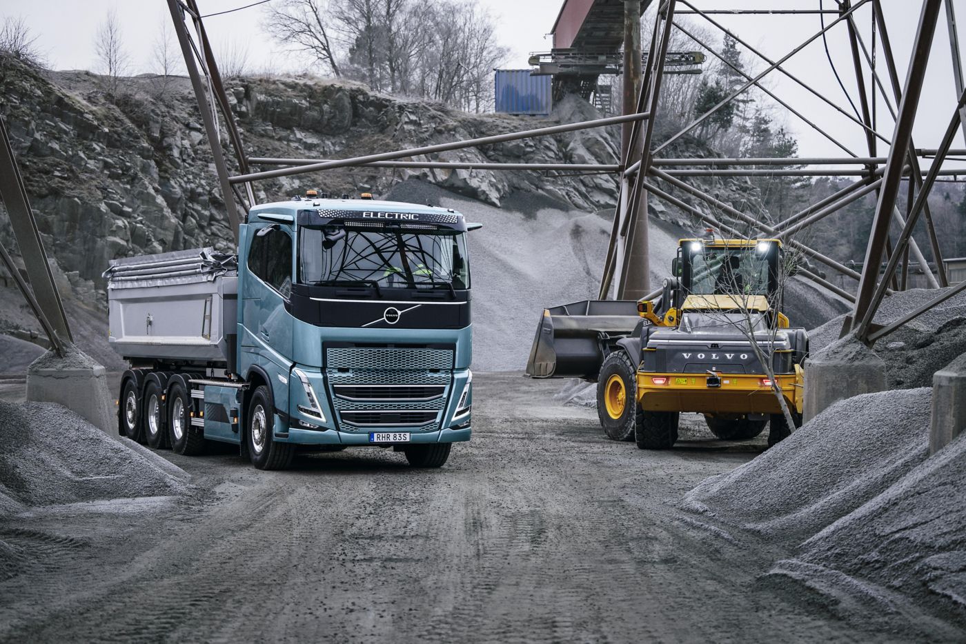 TEKNO 861 VOLVO TRAILER テクノ ボルボ トレーラー volvo fh トーヨートレーラー コンビネーショントレーラー 2+4