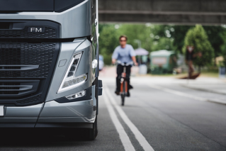 Volvo Trucks scores five stars in independent safety test