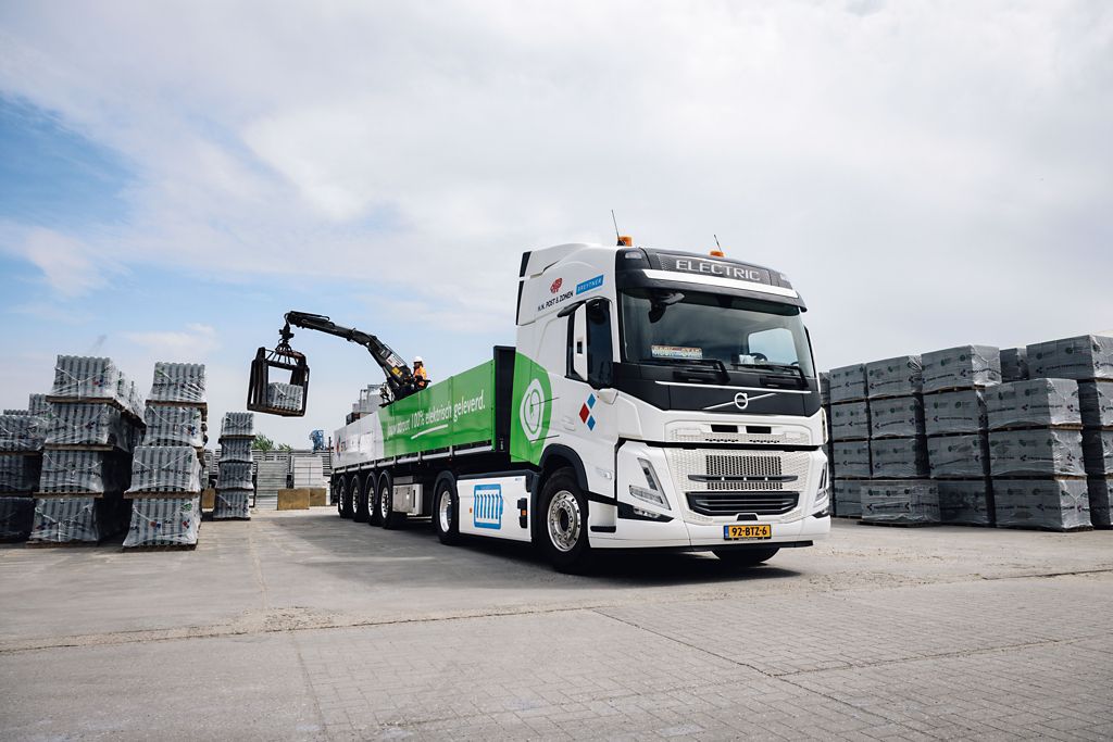 A Volvo elektromos teherautói elérték a 80 millió megtett kilométert öt éven belül