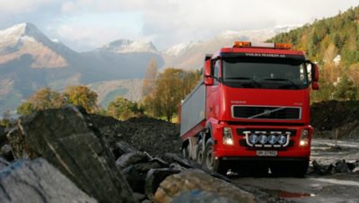Volvo trucks buying used
