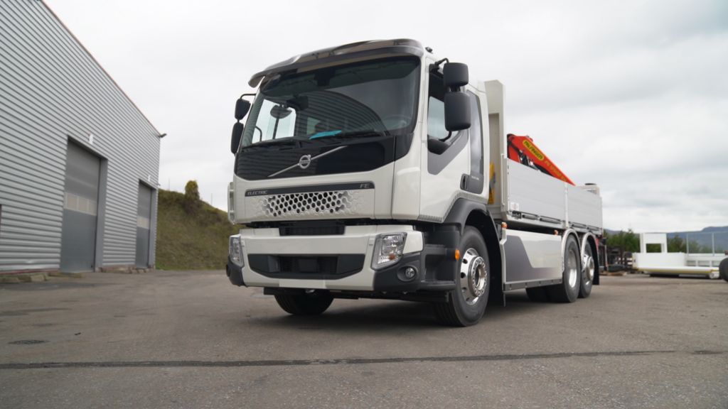 Le 1er Volvo FE électrique carrossé chez Palfinger