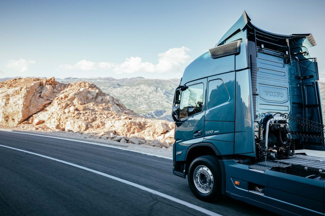Increase your Volvo FH load capacity with a lightweight truck.