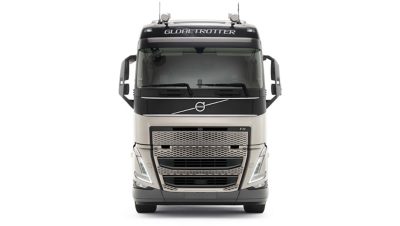 Volvo FH in studio, front view