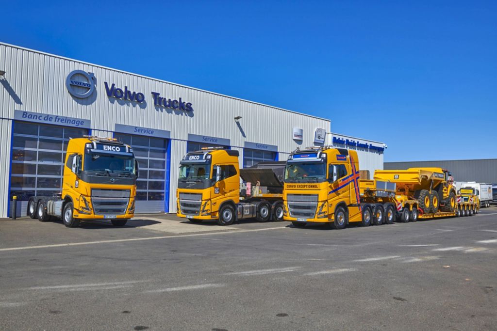 volvo-trucks-france-livre-un-volvo-fh16-tridem-aux-transports-bouvelot-pour-son-activite-de-transport-exceptionnel