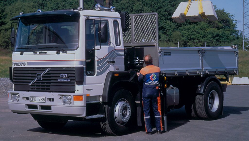 mitico camion volvo f89  f  88-serie cronologica panoramica Volvo-trucks-global-about-us-history-1990s-fs7?qlt=82&wid=1024&ts=1638517139789&dpr=off&fit=constrain
