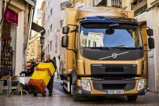 Volvo Trucks improves driveability and efficiency for its city trucks