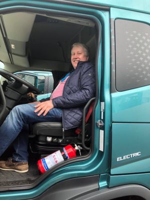 Esimese eestlasena käis hiljuti Volvo Trucks peakontoris Göteborgis uute elektriveokitega tutvust tegemas Valio Eesti AS transpordijuht Mait Märtin.