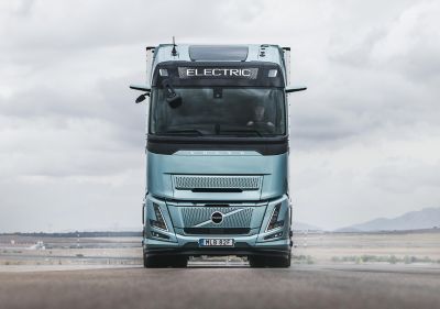Kuljetusalalla on kasvava paine siirtyä päästöttömiin maantiekuljetuksiin. Volvo toimii vahvana suunnannäyttäjänä sähkökuorma-autoissa.