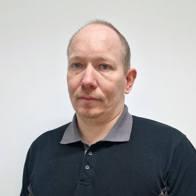 Varaosamyyjä, la-korivaraosat / linja-autot Joni Kähärä