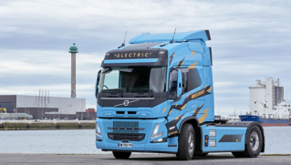 Wheeltainer reçoit trois Volvo FM Electric pour le transport de conteneurs au Havre